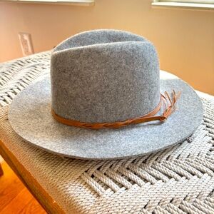 Target 100% Wool Light Gray Wide Brim Fedora Hat Size‎ M/L